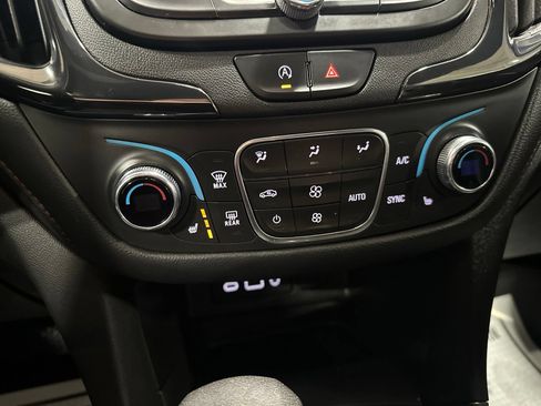 Used 2023 Chevrolet Equinox RS w/ RS Leather Package AWD/4WD image 67