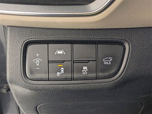 Used 2020 Hyundai Santa Fe SEL w/ Convenience Package image 14