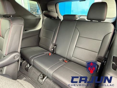 New 2026 Chevrolet Traverse RS w/ LPO, Floor Liner Package FWD image 23