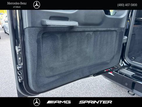 Certified 2025 Mercedes-Benz G 550 image 8