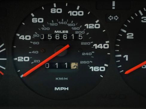 Used 1986 Porsche 944 Turbo image 37