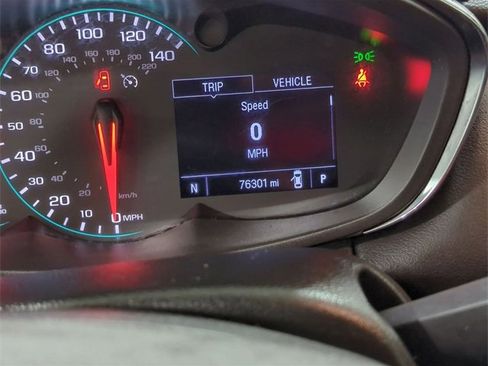 Certified 2020 Chevrolet Trax LT w/ Sun & Sound Package image 12