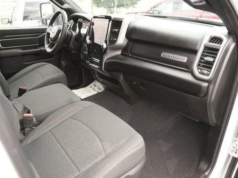 Used 2025 RAM 2500 Big Horn AWD/4WD image 17