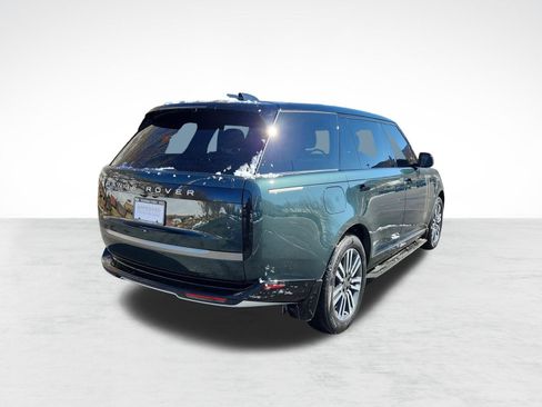 Certified 2025 Land Rover Range Rover Long Wheelbase SE image 8