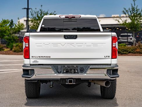 Used 2020 Chevrolet Silverado 2500 LTZ w/ LTZ Plus Package AWD/4WD image 6