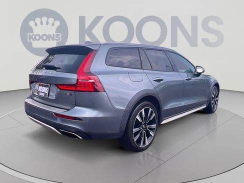 Used 2020 Volvo V60 T5 Cross Country w/ Protection Package Premier AWD/4WD image 7