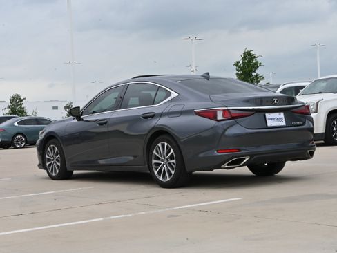 Used 2022 Lexus ES 350 w/ Premium Package FWD image 7