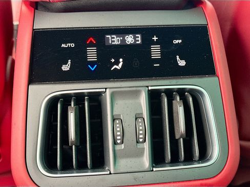 New 2025 Maserati Grecale Modena image 21