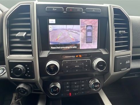 Used 2020 Ford F150 Lariat w/ Equipment Group 502A Luxury image 30