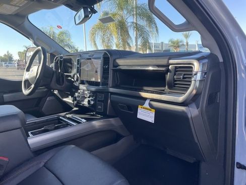 New 2026 Ford F250 Lariat w/ Black Appearance Package image 28