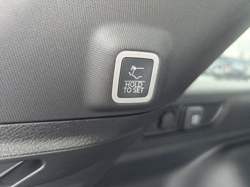 New 2025 Jeep Grand Cherokee Limited image 17