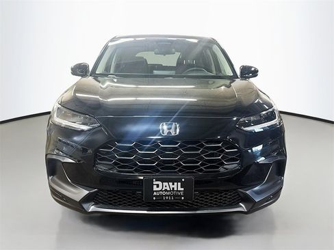 New 2026 Honda HR-V LX image 2