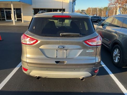 Used 2014 Ford Escape SE w/ Equipment Group 201A image 7