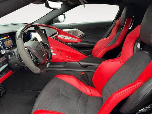 Used 2025 Chevrolet Corvette Z06 image 9