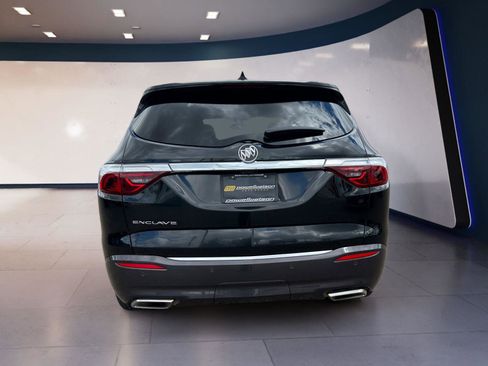 Used 2024 Buick Enclave Premium w/ Experience Buick Package FWD image 4
