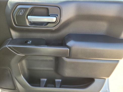 Used 2023 Chevrolet Silverado 1500 Custom Trail Boss image 7