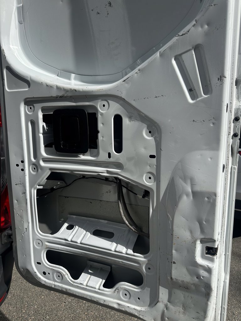 Used 2023 Mercedes-Benz Sprinter 2500 w/ Acoustic Package image 20