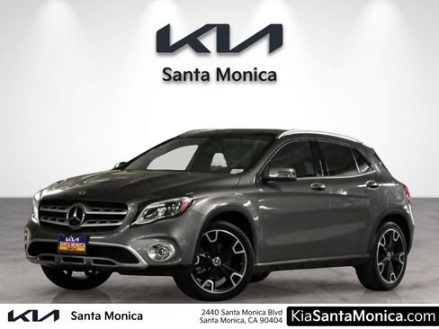 Used 2019 Mercedes-Benz GLA 250 4MATIC w/ Premium Package image 1