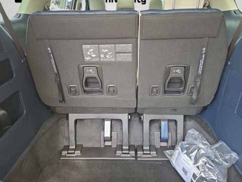 New 2026 Kia Carnival SX Prestige FWD image 13