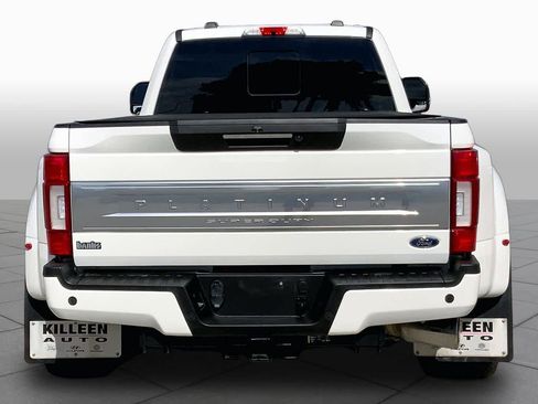 Used 2022 Ford F350 Platinum w/ FX4 Off-Road Package AWD/4WD image 5
