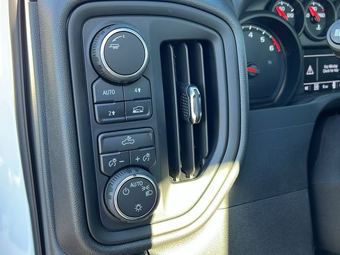 New 2026 Chevrolet Silverado 1500 W/T image 24