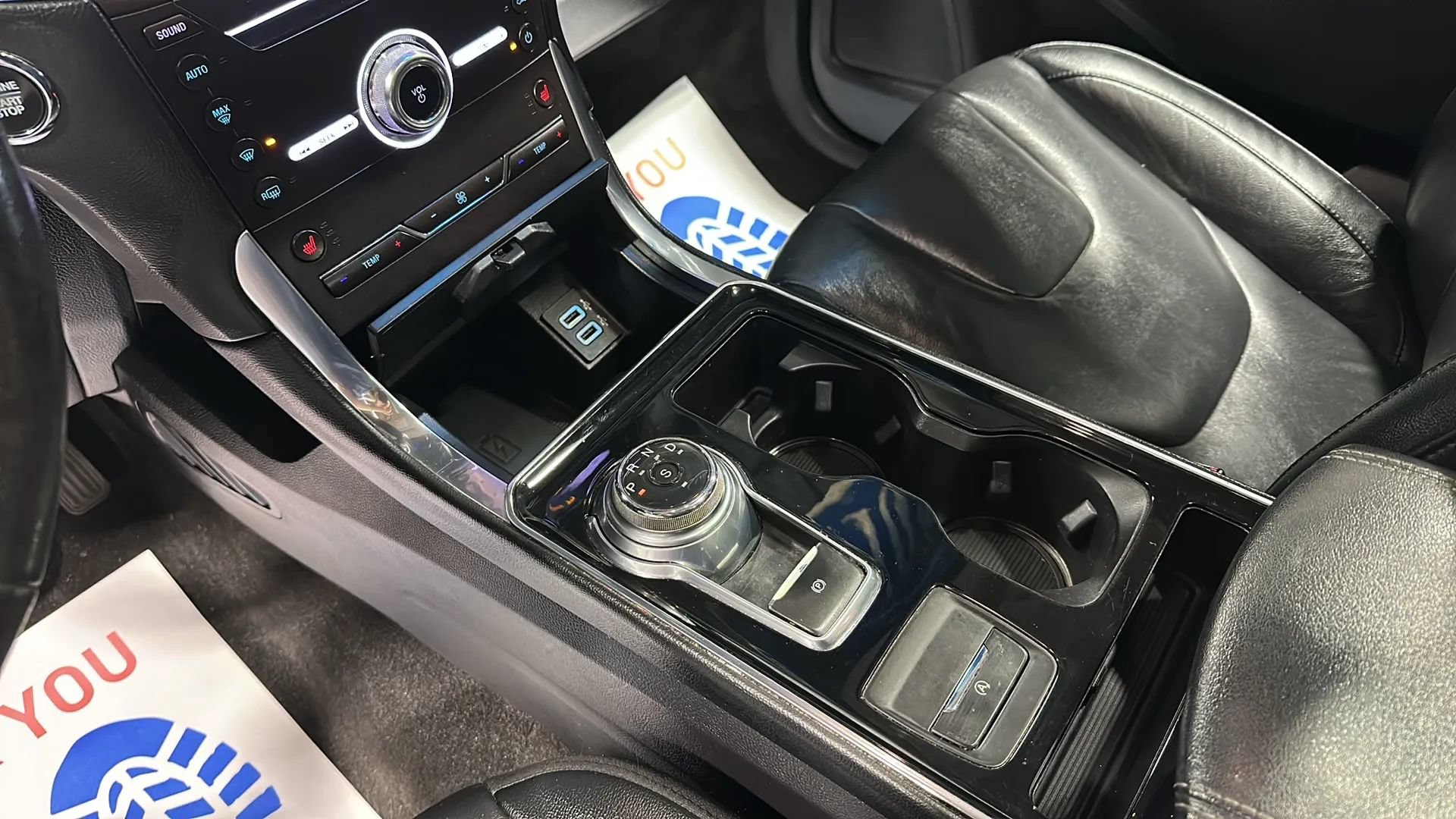 Used 2019 Ford Edge Titanium w/ Cold Weather Package AWD/4WD image 26