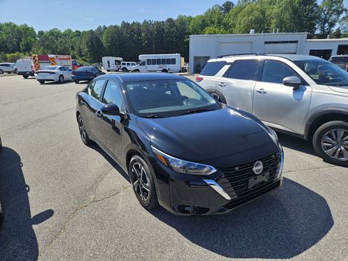Used 2025 Nissan Sentra SV FWD image 1