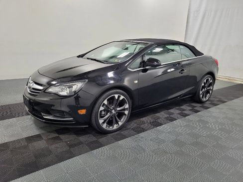 Used 2019 Buick Cascada Premium image 2