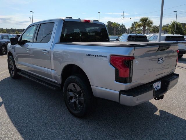 Used 2025 Ford F150 Lightning Flash AWD/4WD image 6