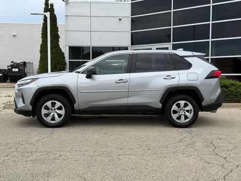 Used 2023 Toyota RAV4 LE AWD/4WD image 6