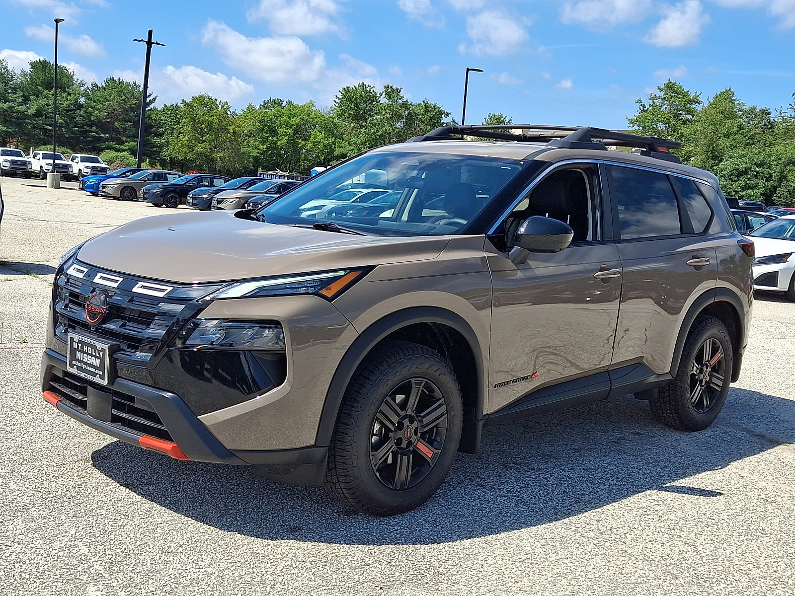Certified 2025 Nissan Rogue SV AWD/4WD image 3