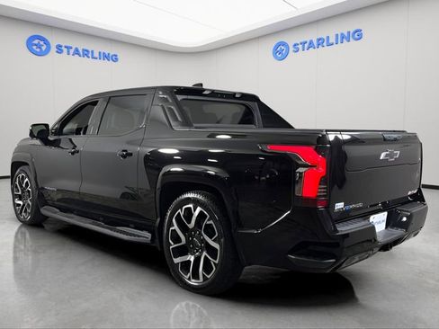 Used 2024 Chevrolet Silverado EV RST image 6