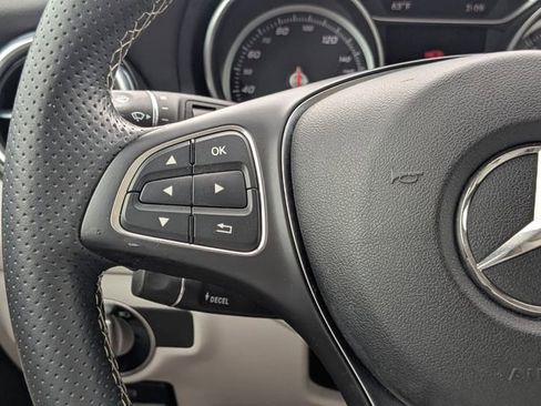 Used 2018 Mercedes-Benz GLA 250 image 25