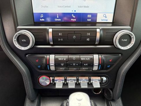 Used 2021 Ford Mustang Premium image 19