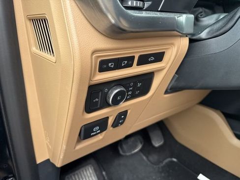 Used 2021 Ford F150 Lariat w/ Equipment Group 502A High image 15