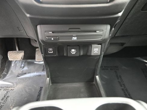 Used 2023 Honda Odyssey Touring image 24