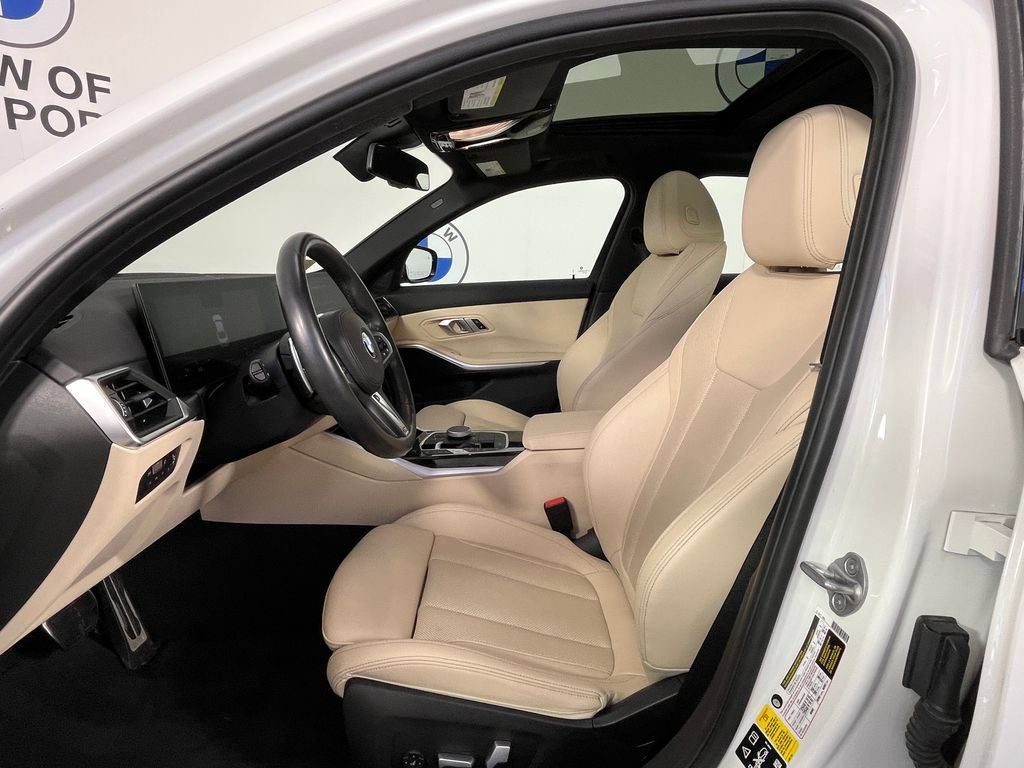 Used 2023 BMW 330i xDrive Sedan w/ M Sport Package AWD/4WD image 18