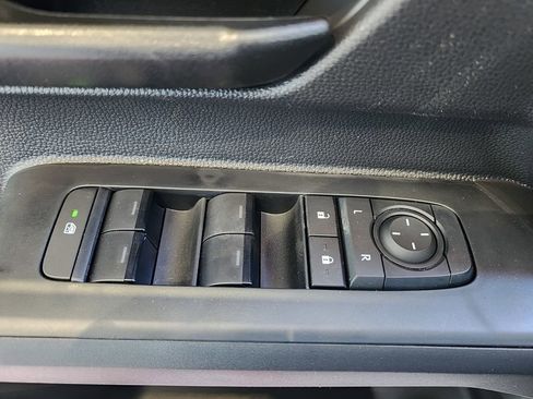 New 2026 Toyota Tacoma SR image 11