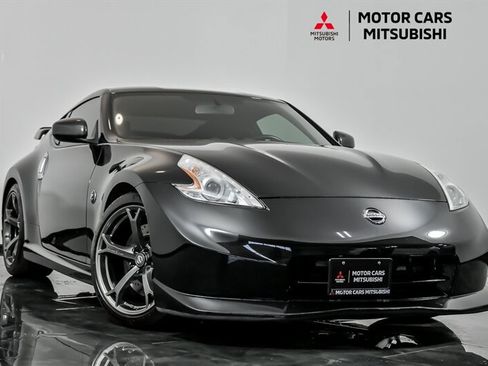 Used 2013 Nissan 370Z NISMO RWD image 1