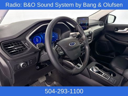 Used 2022 Ford Escape SEL w/ Technology Package image 9