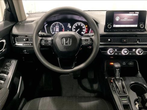 Used 2023 Honda Civic LX image 17