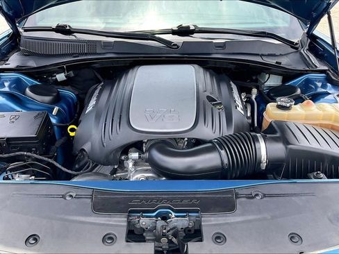 Used 2022 Dodge Charger R/T w/ Blacktop Package RWD image 31