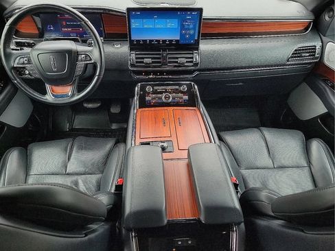 Used 2024 Lincoln Navigator L Reserve AWD/4WD image 12