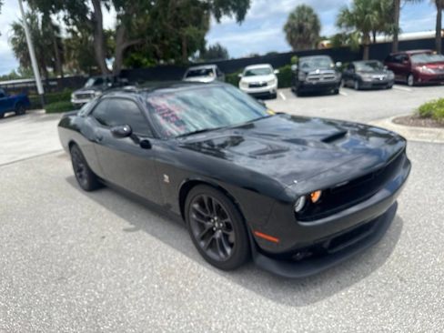 Used 2023 Dodge Challenger R/T Scat Pack w/ Plus Package RWD image 4