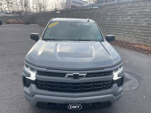 Used 2024 Chevrolet Silverado 1500 RST image 9