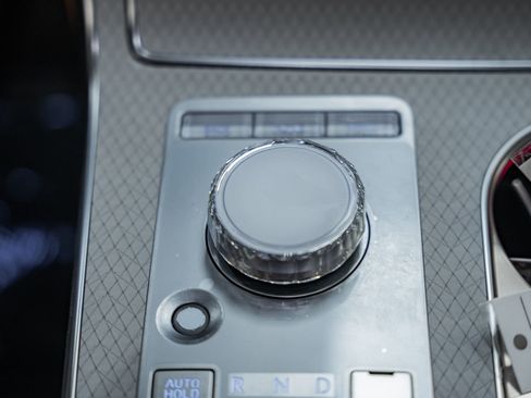 Used 2025 Genesis GV80 2.5T Prestige image 28