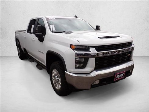 Used 2022 Chevrolet Silverado 2500 LT w/ Convenience Package AWD/4WD image 6