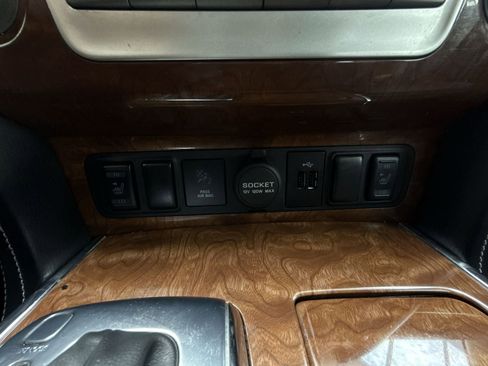 Used 2019 INFINITI QX80 Luxe w/ All-Season Package image 27