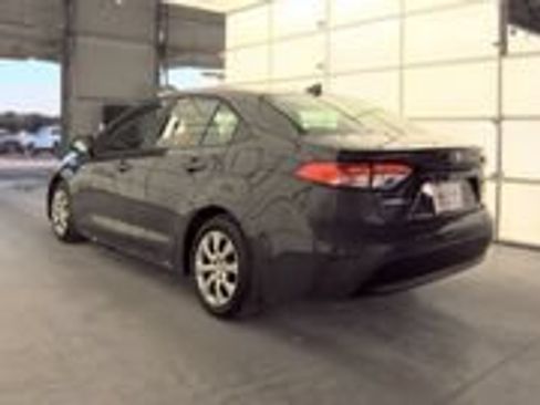 Used 2026 Toyota Corolla LE FWD image 6