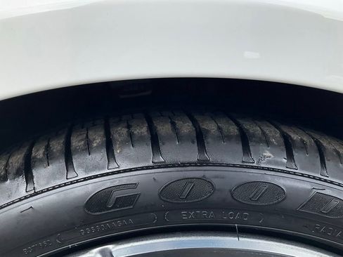 Used 2019 Mercedes-Benz E 300 w/ Premium 1 Package image 76